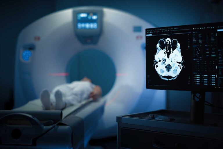 MRI or CT Scan: Difference, Benefits, and Risks