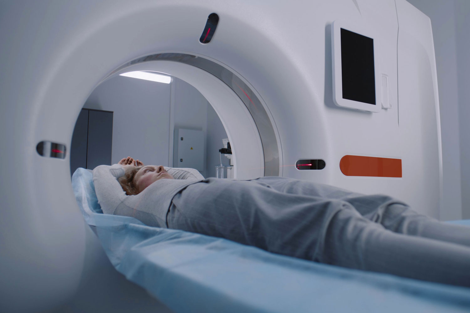 Chest MRI scan at IPMC radiology center in Philadelphia